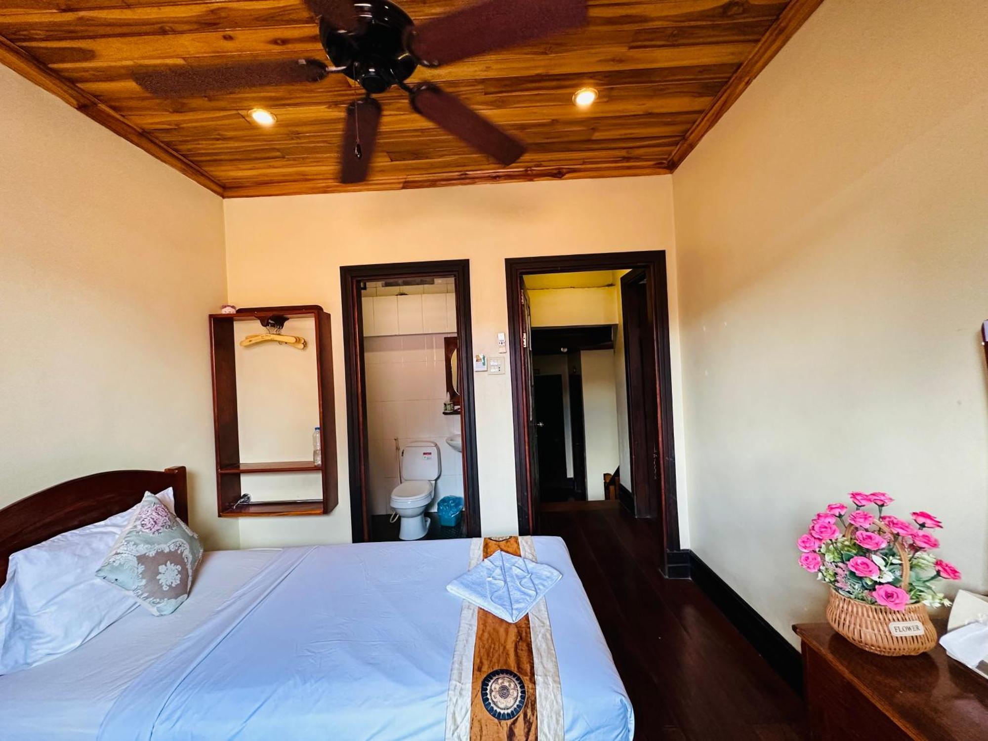 Anisa Mekong Riverside Villa Luang Prabang Exterior foto