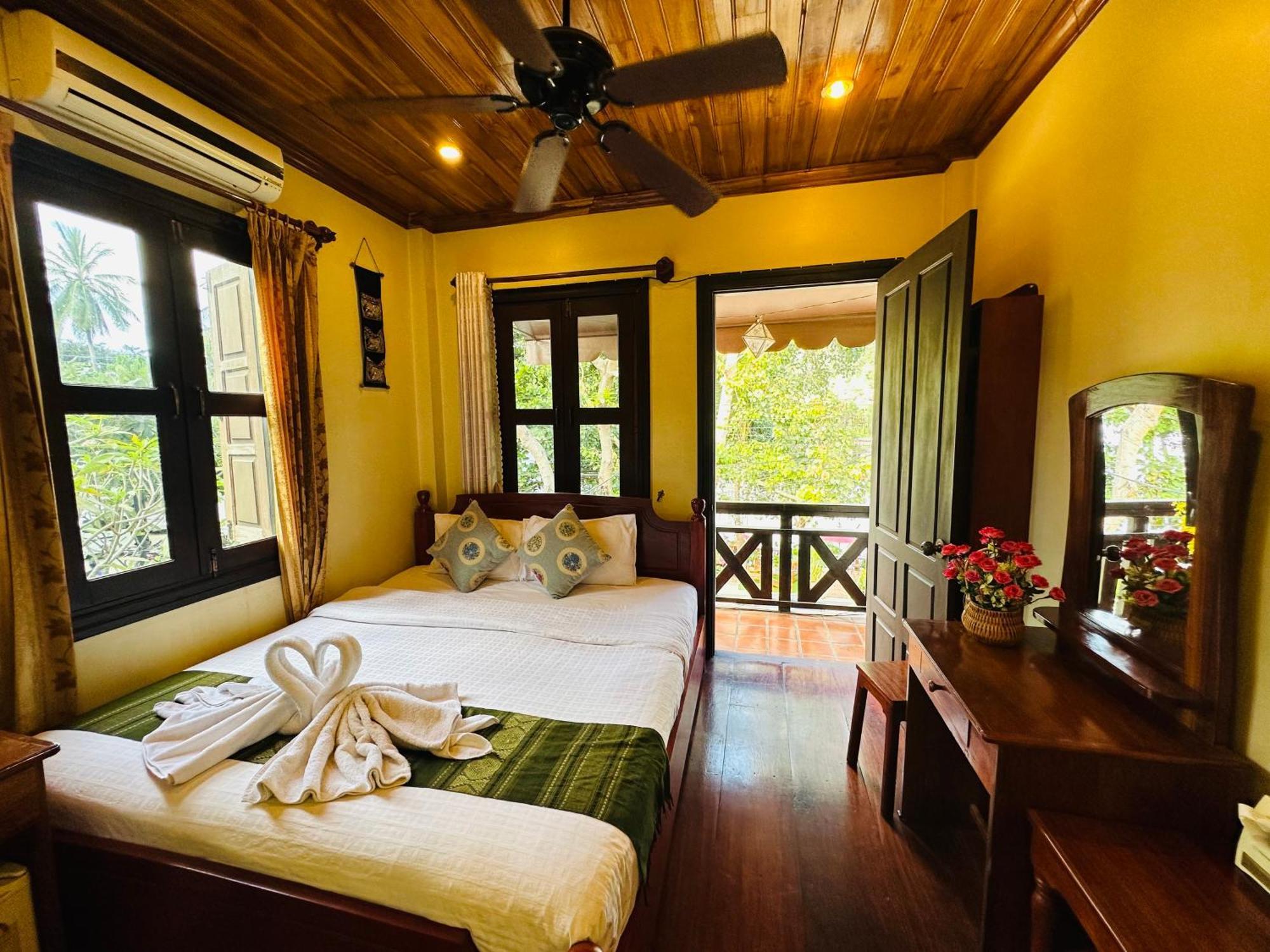 Anisa Mekong Riverside Villa Luang Prabang Exterior foto