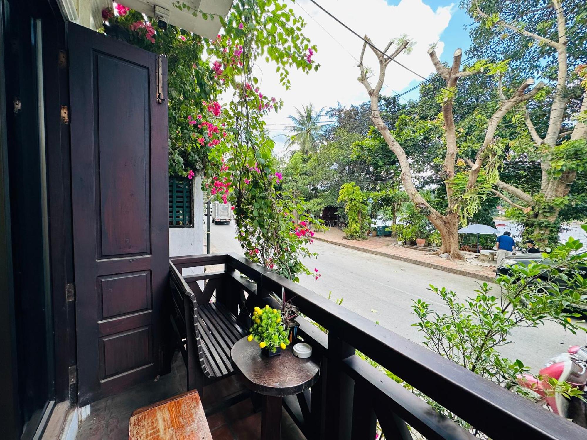 Anisa Mekong Riverside Villa Luang Prabang Exterior foto